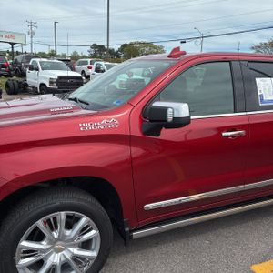 CHEVROLET SILVERADO 1500 HIGH COUNTRY - 2