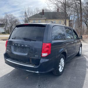 DODGE GRAND CARAVAN SXT - 8