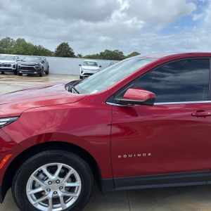 Chevrolet Equinox LT - 2