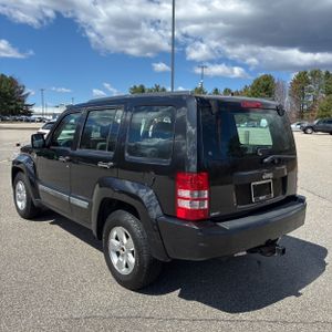 JEEP LIBERTY SPORT - 5