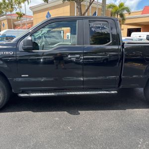 FORD F-150 XL - 4