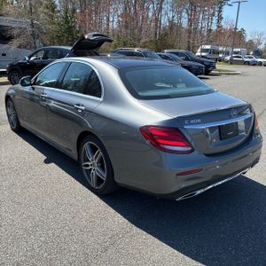 MERCEDES-BENZ E-CLASS - 5