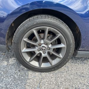 صورة مصغرة 19 لـ 2011 FORD MUSTANG V6 PREMIUM
