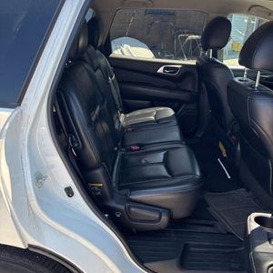 2016 Nissan PATHFINDER SL — миниатюра 35