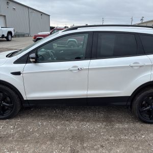 FORD ESCAPE TITANIUM - 4