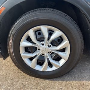 2025 Honda CR-V LX — миниатюра 17