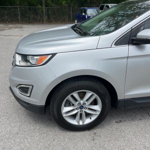 FORD EDGE SEL - 2