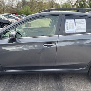 SUBARU CROSSTREK LIMITED - 4