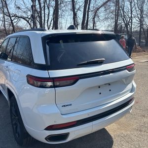 JEEP GRAND CHEROKEE 4XE ANNIVERSARY EDITION - 6