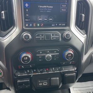 صورة مصغرة 41 لـ 2019 Chevrolet SILVERADO 1500 LT