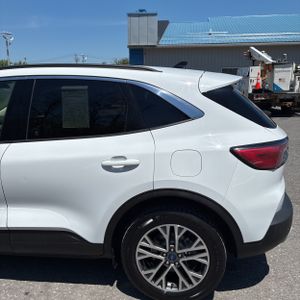 FORD ESCAPE SEL - 6