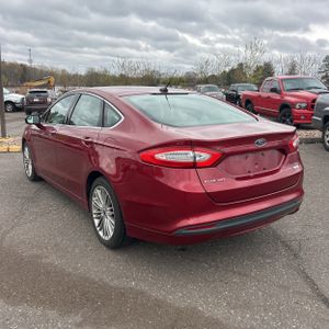 FORD FUSION SE - 5