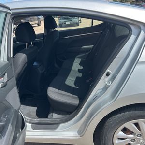 صورة مصغرة 34 لـ 2019 Hyundai ELANTRA SE