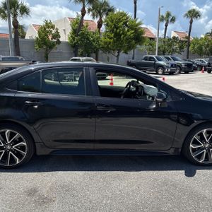 صورة 11 لـ 2021 Toyota COROLLA SE