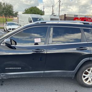 JEEP CHEROKEE LATITUDE - 4