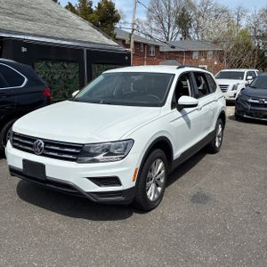 VOLKSWAGEN TIGUAN S 4MOTION - 1