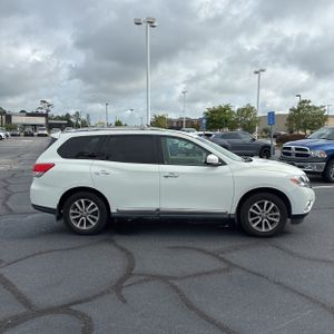 صورة 10 لـ 2013 Nissan PATHFINDER SL
