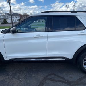 FORD EXPLORER XLT - 4