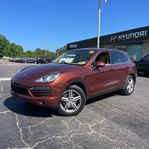 PORSCHE CAYENNE - 1