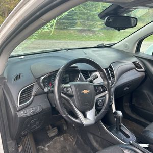 2018 Chevrolet TRAX LT — фото 36