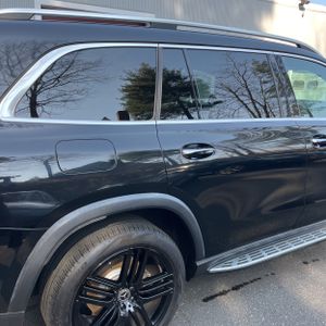 MERCEDES-BENZ GLS - 9