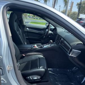 2016 Porsche PANAMERA 4 缩略图 32