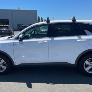 2021 KIA SORENTO LX 照片 4