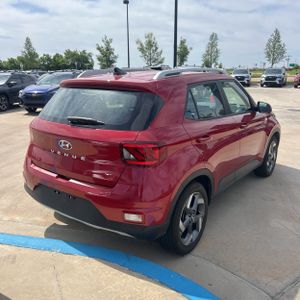 HYUNDAI VENUE SEL - 8