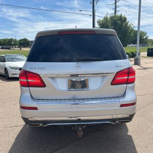 MERCEDES-BENZ GLS - 7