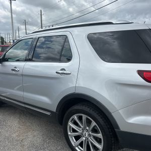 FORD EXPLORER LIMITED - 6