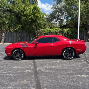 صورة 3 لـ 2012 Dodge CHALLENGER R/T