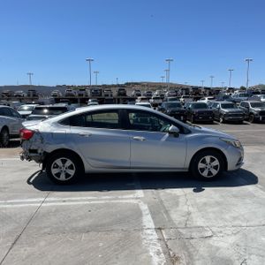 CHEVROLET CRUZE LS MANUAL - 10