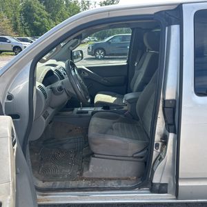 2013 Nissan FRONTIER S 照片 30