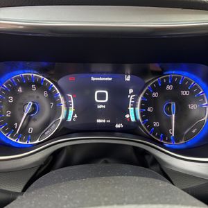 2025 Chrysler PACIFICA LIMITED — миниатюра 43