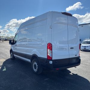 FORD TRANSIT 250 - 5