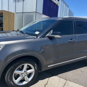FORD EXPLORER XLT - 2