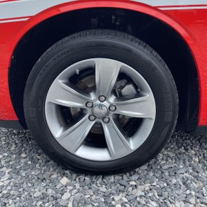 صورة مصغرة 17 لـ 2022 Dodge CHALLENGER SXT
