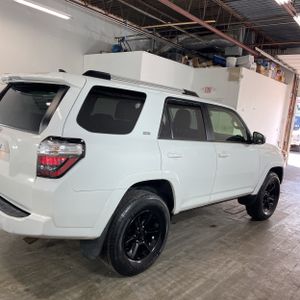 TOYOTA 4RUNNER - 10