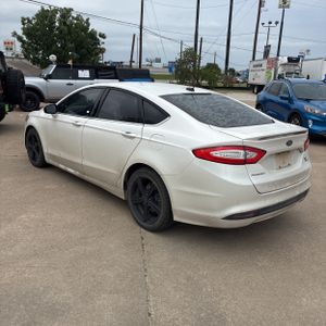 FORD FUSION SE - 5