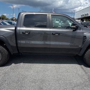 صورة 8 لـ 2021 RAM 1500 TRX