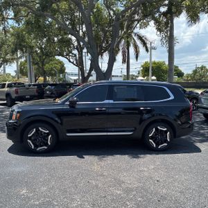 صورة 3 لـ 2024 KIA TELLURIDE S