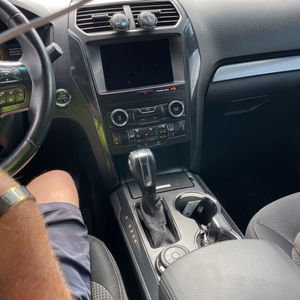 صورة مصغرة 39 لـ 2018 FORD EXPLORER XLT