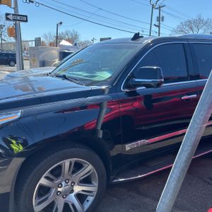 CADILLAC ESCALADE LUXURY - 2