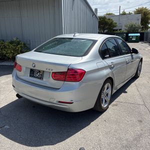 BMW 3 SERIES 328I - 8