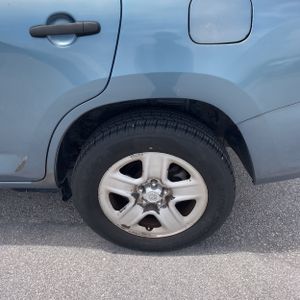 صورة مصغرة 18 لـ 2010 Toyota RAV4 BASE