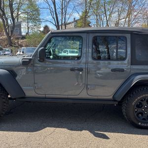 JEEP WRANGLER WILLYS 4XE - 4
