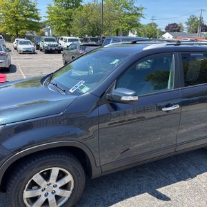 2013 KIA SORENTO LX photo 2