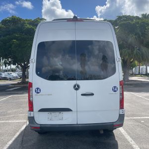 صورة 7 لـ 2023 Mercedes-BENZ SPRINTER 2500