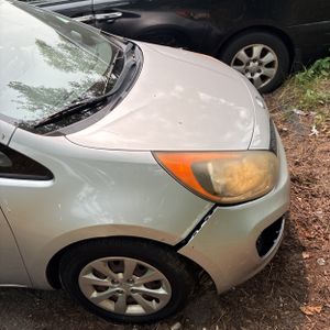 2013 KIA RIO 5-DOOR LX — миниатюра 11