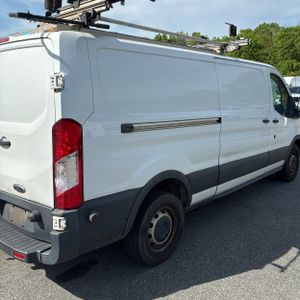 FORD TRANSIT 250 - 8